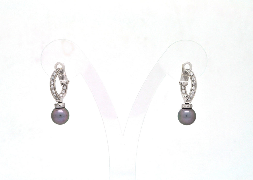 Boucles d'oreilles Orecchini in oro bianco, pavè di diamanti e perle 58 Facettes