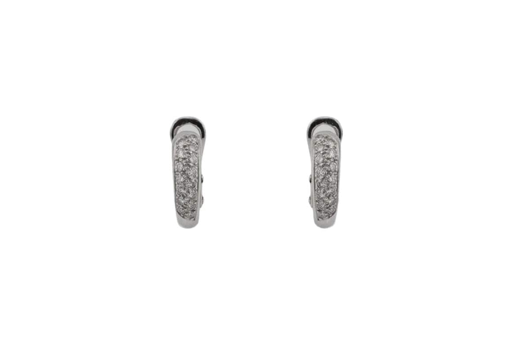 Boucles d'oreilles en or blanc avec diamants