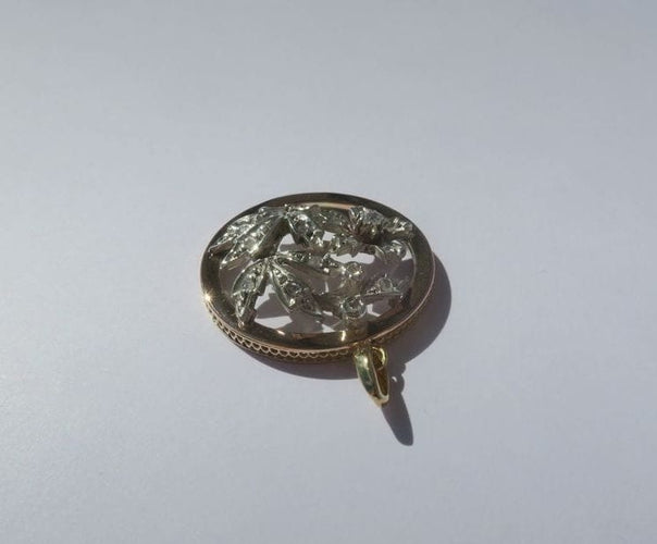 Pendentif Pendentif Art Nouveau fleur Diamants Or rose et argent 58 Facettes