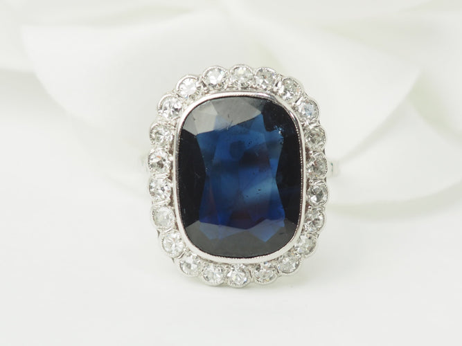 Bague 59 Bague Pompadour en or blanc, saphir et diamants 58 Facettes 33307