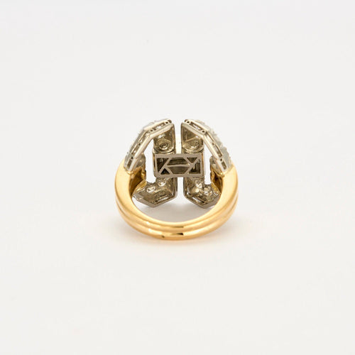 Bague 50.5 Bague en or jaune, platine et diamants. 58 Facettes