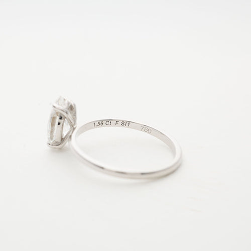 Bague 56 Solitaire diamant taille marquise en or gris 58 Facettes