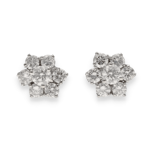 Boucles d'oreilles Boucles d'oreilles fleur en or gris 18K avec 2,60 ct de diamants brillants G-VS - Vers 1970 - Systeme Alpa 58 Facettes fb10684