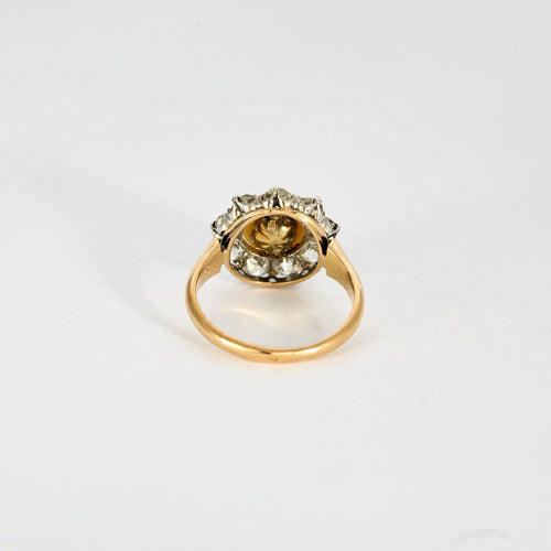 Bague 50 Bague Pompadour ancienne sertie d'une perle et de diamants en or et platine. 58 Facettes