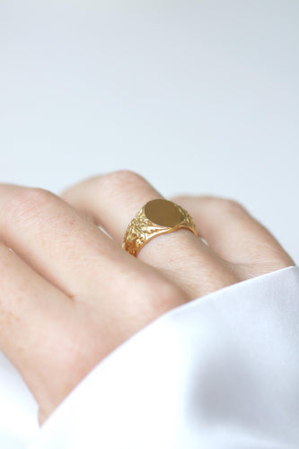 Bague 53 Chevalière ancienne Tête de Faune en or jaune 58 Facettes