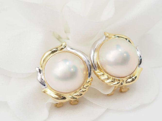 Boucles d'oreilles Boucles d'oreilles importantes en or bicolore et demis perles 58 Facettes 33132