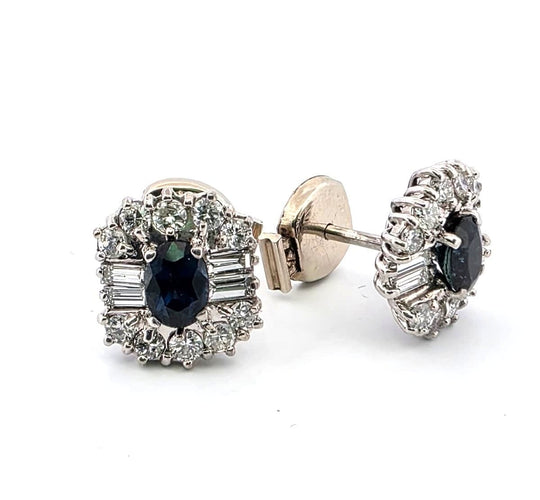 Boucles d'oreilles en or blanc avec saphirs et diamants