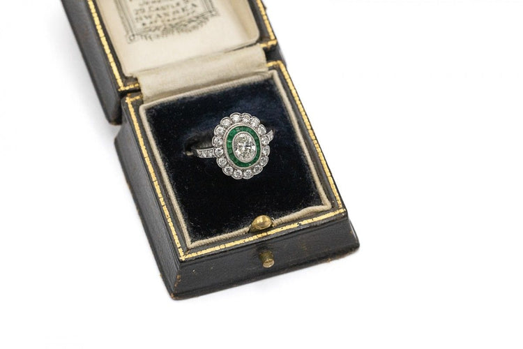 Bague 52 Exclusive platinum ring, 1.00ct diamonds, emeralds, mid-20th century 58 Facettes 11080
