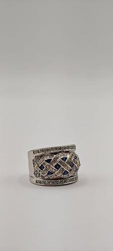 Bague 54 Bague nœud celtique en or blanc et diamants 58 Facettes 21004506