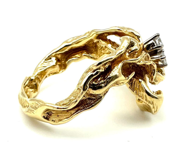 Bague 56 GILBERT ALBERT. Bague or jaune 18K et diamants 58 Facettes