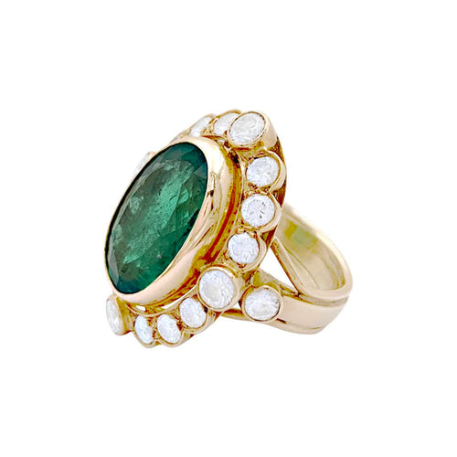 Bague 54 Bague or jaune, émeraude et diamants. 58 Facettes 35102