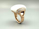 Bague 60 CHIMENTO. Bague en or rose, agate blanche et diamants 58 Facettes