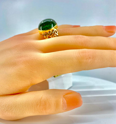 Bague 57 Bague en or jaune ornée tourmaline verte cabochon 58 Facettes AB314