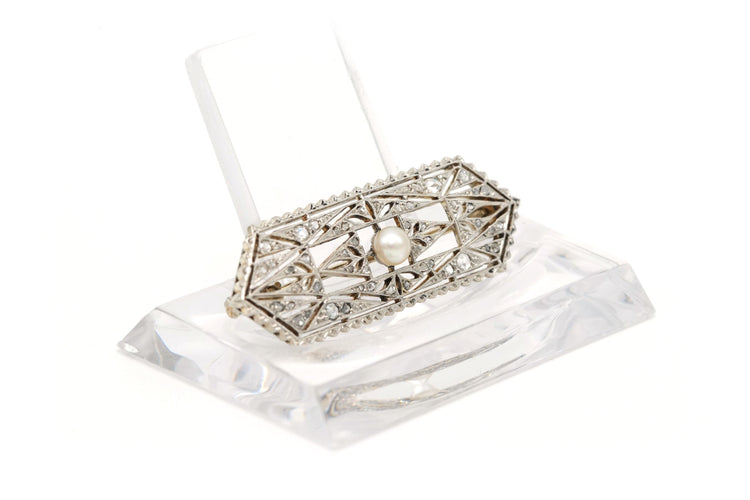 Broche Broche Art Déco en or blanc 18 carats sertie d'une perle et de diamants "taille" rose 58 Facettes B658