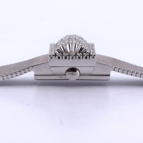 Montre Montre signée NOBELLUX - OR 18 carats 58 Facettes