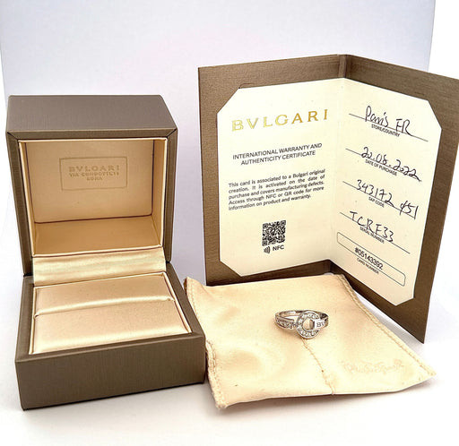 51 Bulgari ring - “Bvlgari Classic” ring 18 carat white gold and diamond 58 Facettes