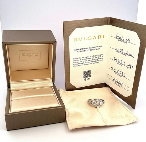 Bague 51 Bulgari - Bague "Bvlgari Classic" or blanc 18 carats et diamant 58 Facettes