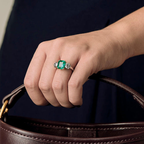 Bague 50 Bague trilogie bicolore émeraude diamants brillants 58 Facettes