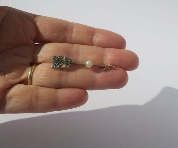 Broche Broche flèche perle fine et diamants 19e siècle 58 Facettes