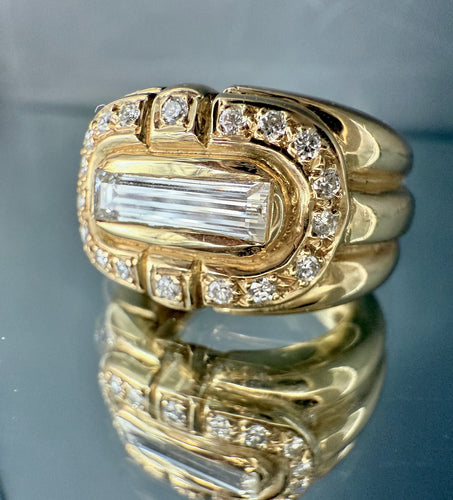 Bague 51 Bague en or jaune sertie de 1 carat de diamant taillé en baguette (VS-G/H) 58 Facettes