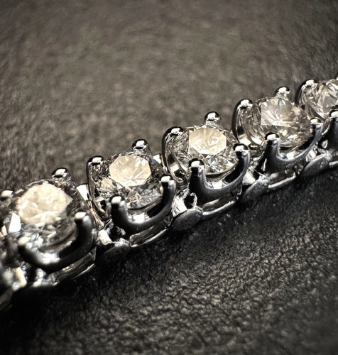 Bracelet Bracelet de tennis en or blanc avec diamants 58 Facettes