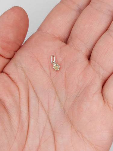 Pendentif Petit pendentif antique or blanc 18k diamant taille ancienne 0,18 carat (1920) 58 Facettes A06139