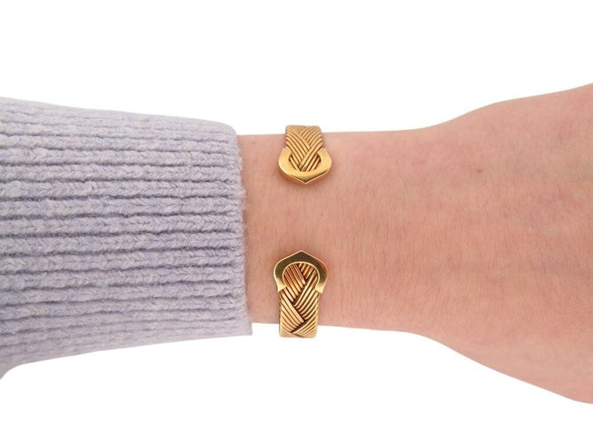 Bracelet vintage bracelet CARTIER double c tisse or jaune 18k jonc 33.5gr   boite 58 Facettes 271626