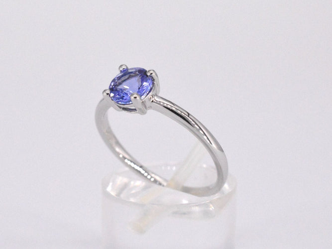 Bague 54 Bague en or blanc avec tanzanite 58 Facettes 2200