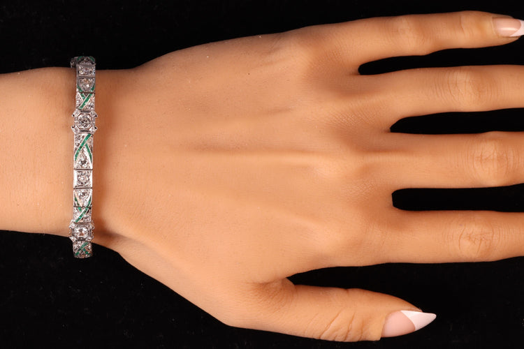 Bracelet Un véritable bijou Art déco : bracelet en platine des années 1920 avec diamants et émeraudes 58 Facettes 24183-0148