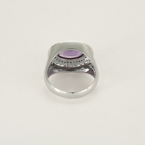 Bague 56 Bague en or blanc, diamants et améthystes 58 Facettes B250466