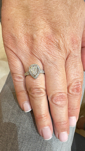 Bague Bague Solitaire or blanc diamant poire 1ct 58 Facettes