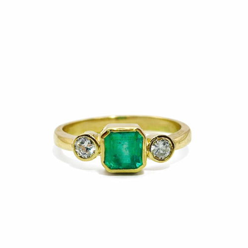 Bague Bague esmeralda 1.0 ct et diamants 0.50 ct en or jaune 18k 58 Facettes 50283