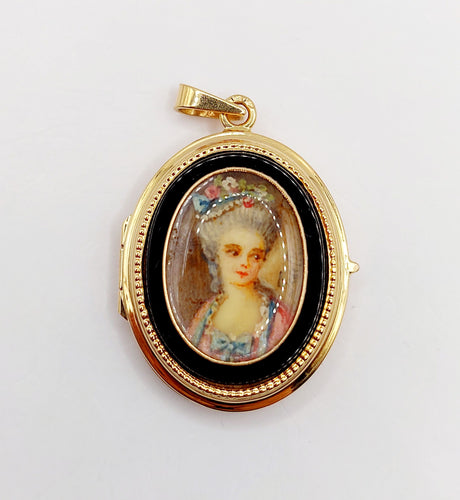 Pendentif Pendentif porte photo or rose, miniature demoiselle et onyx (circa 1900) 58 Facettes A05940