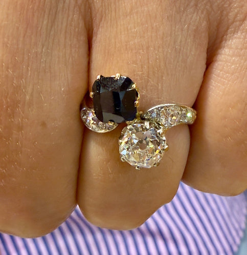 Bague 51 Bague ancienne Toi et Moi saphir de Siam et diamants 58 Facettes