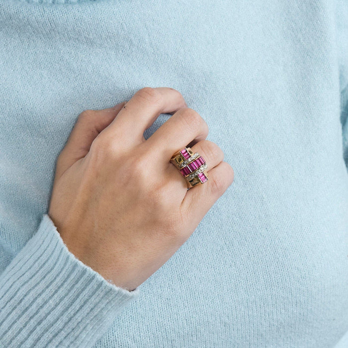 Bague 52 Bague Tank or rose rubis et diamants 58 Facettes 240 400