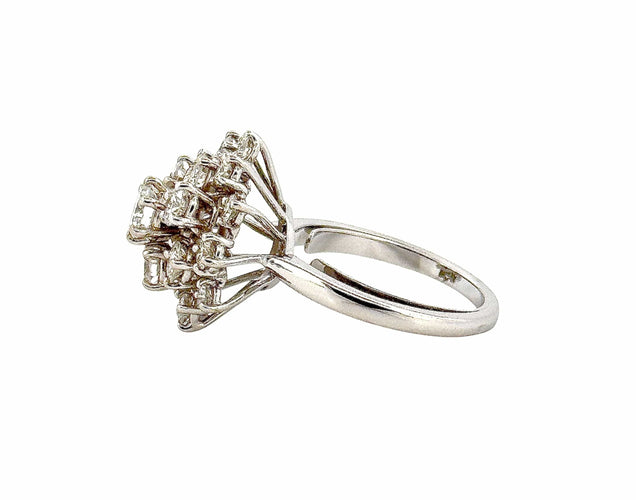 Bague 54 Bague en or blanc 18 carats et diamants 58 Facettes