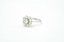 Bague Bague en or blanc avec un diamant central de 0,70 ct et des diamants d'accompagnement 58 Facettes 8056