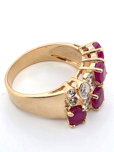 Bague vintage en or jaune 18 carats avec rubis et diamants
