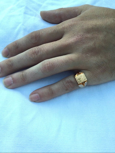 Bague 50.5 Bague Chevalière or rose monogrammée H 58 Facettes 949551