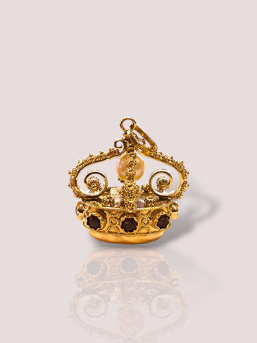 Breloque en or jaune avec citrines et une perle