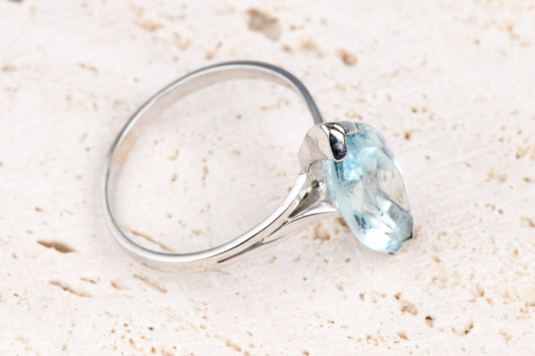 Bague 63 Bague Aigue-Marine 6.43 Carats Or Blanc 18 Carats 58 Facettes BGTOPOC402-107