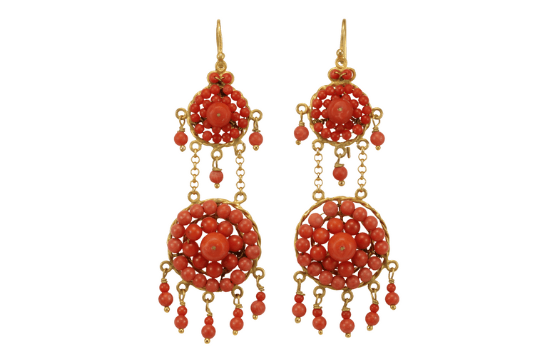 Boucles d'oreilles Boucles d'oreilles antiques en or corail 58 Facettes 7668