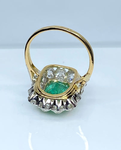 Bague 52 Bague marguerite en or 18 carats, émeraude 3,49 ct et diamants 58 Facettes AB567