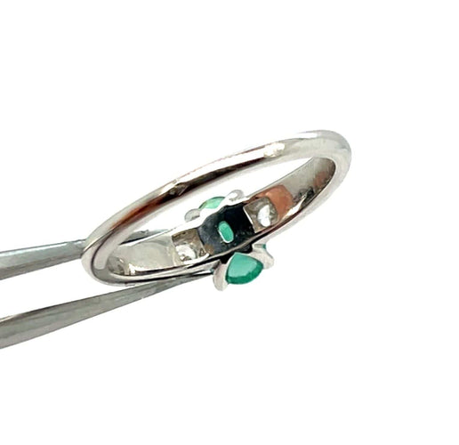 Bague 53.8 Bague en Or Blanc avec Émeraude et Diamants 58 Facettes