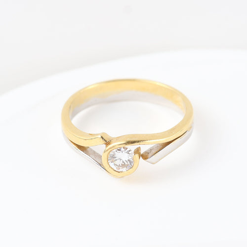 Bague Bague solitaire bicolore avec diamant taille brillant 58 Facettes 129595
