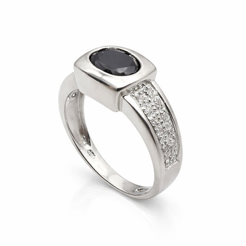 Bague en or blanc saphir et diamants