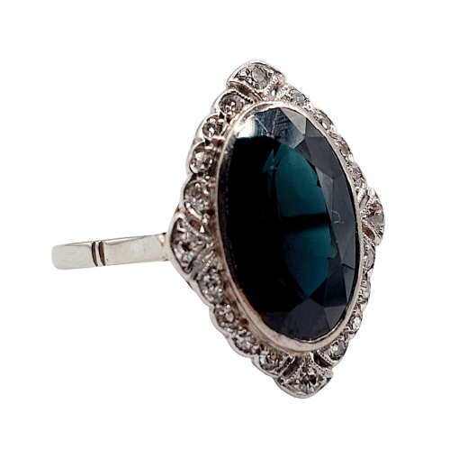 Bague pompadour art déco en platine, saphir 4,30 carats et diamants tailles anciennes