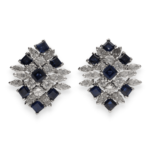 Boucles d'oreilles Boucles d'oreilles clips Piaget Joaillerie 1978 en platine - Saphirs et diamants - Attestation dorigine 58 Facettes FB10037