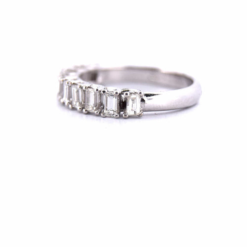 Bague en or jaune et diamant