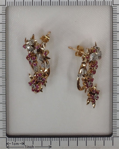 Boucles d'oreilles Boucles d'oreilles pendantes rétro vintage des années 1950 avec diamants et rubis 58 Facettes 23026-0041